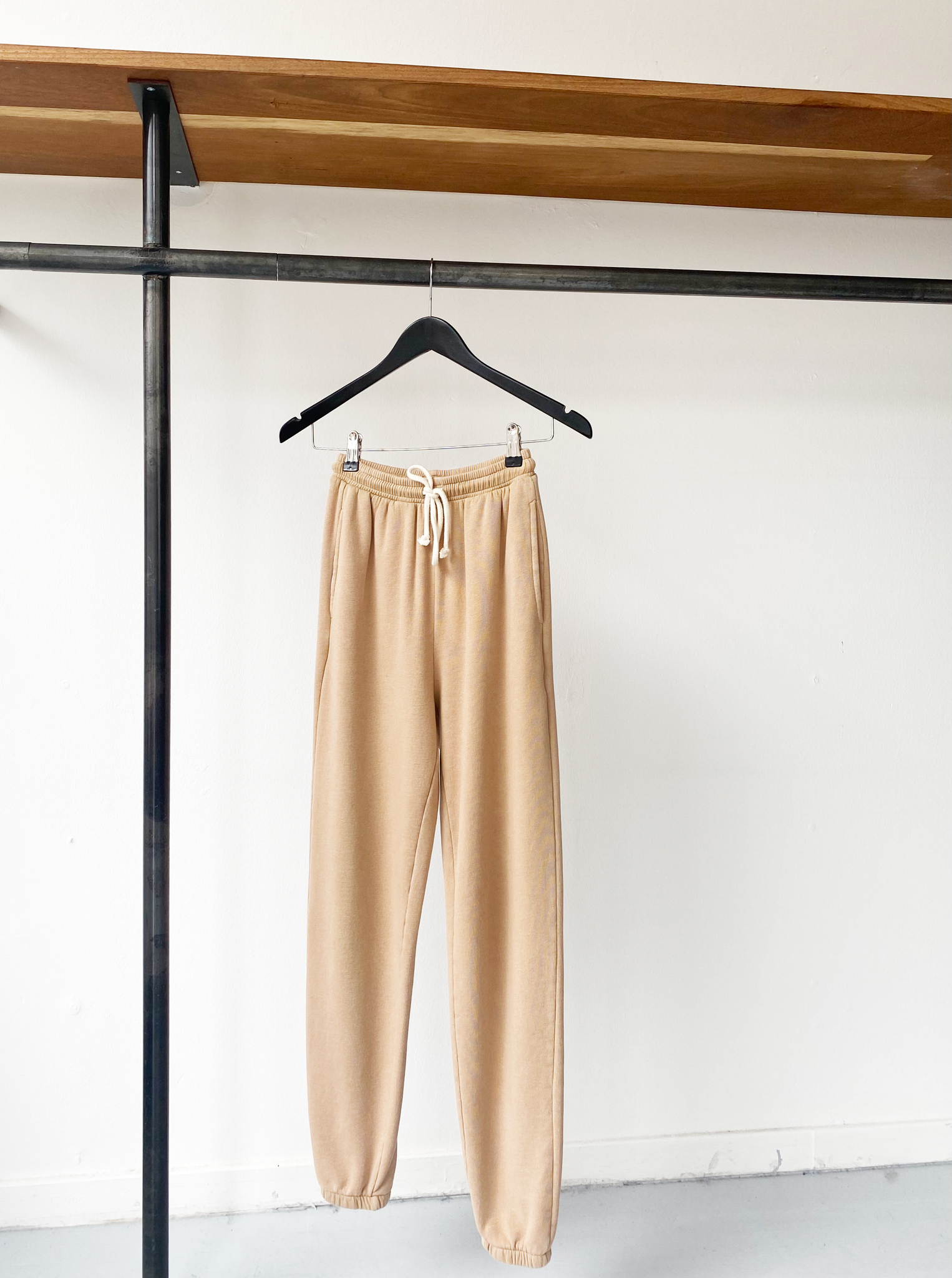 American Vintage coffee sweatpants size XS