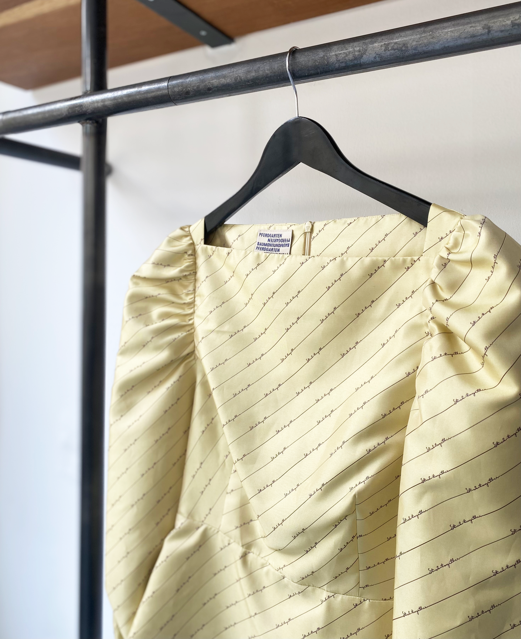 Baum und Pferdgarten voluminious top size 34