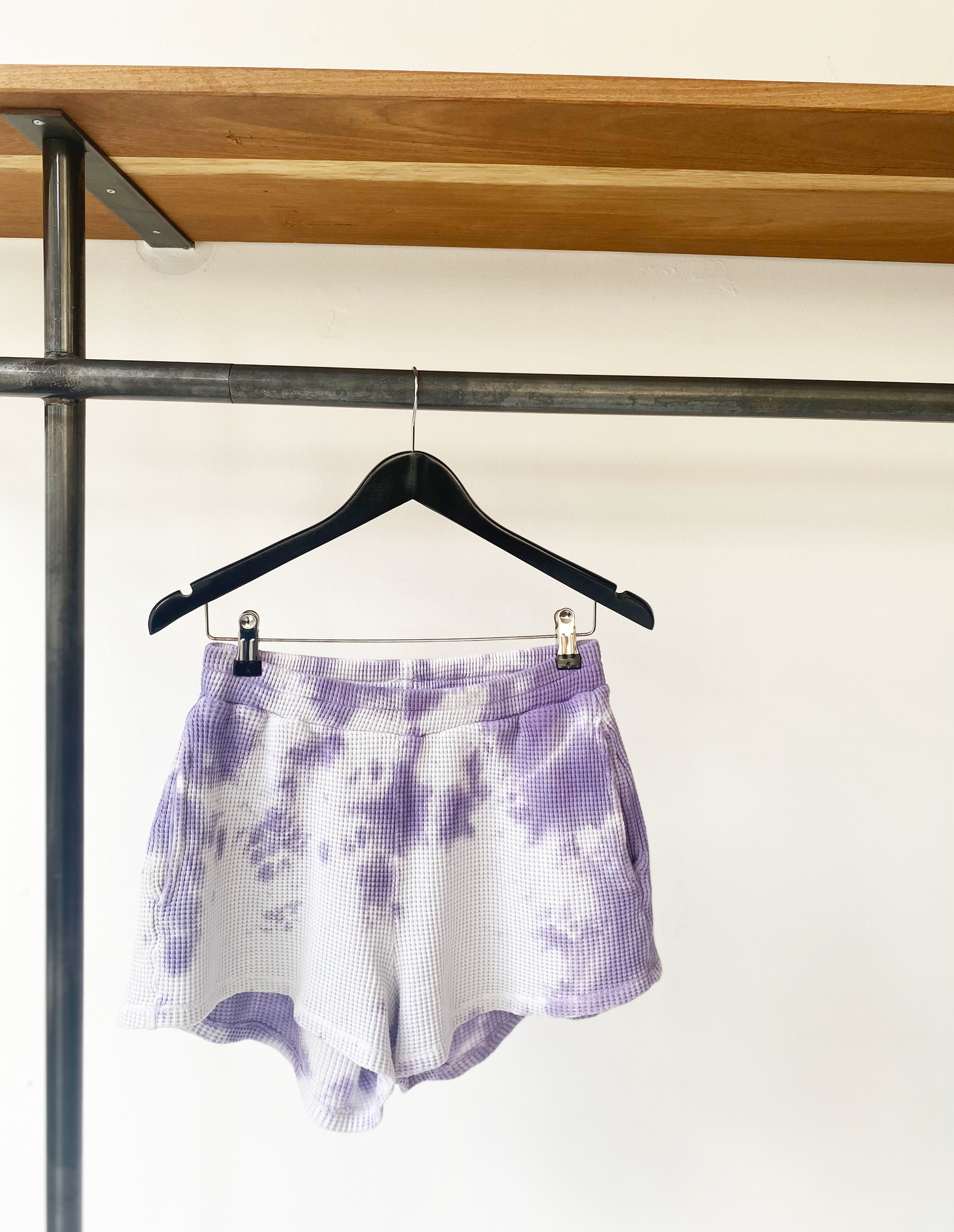 American Vintage lilac dyed shorts size M