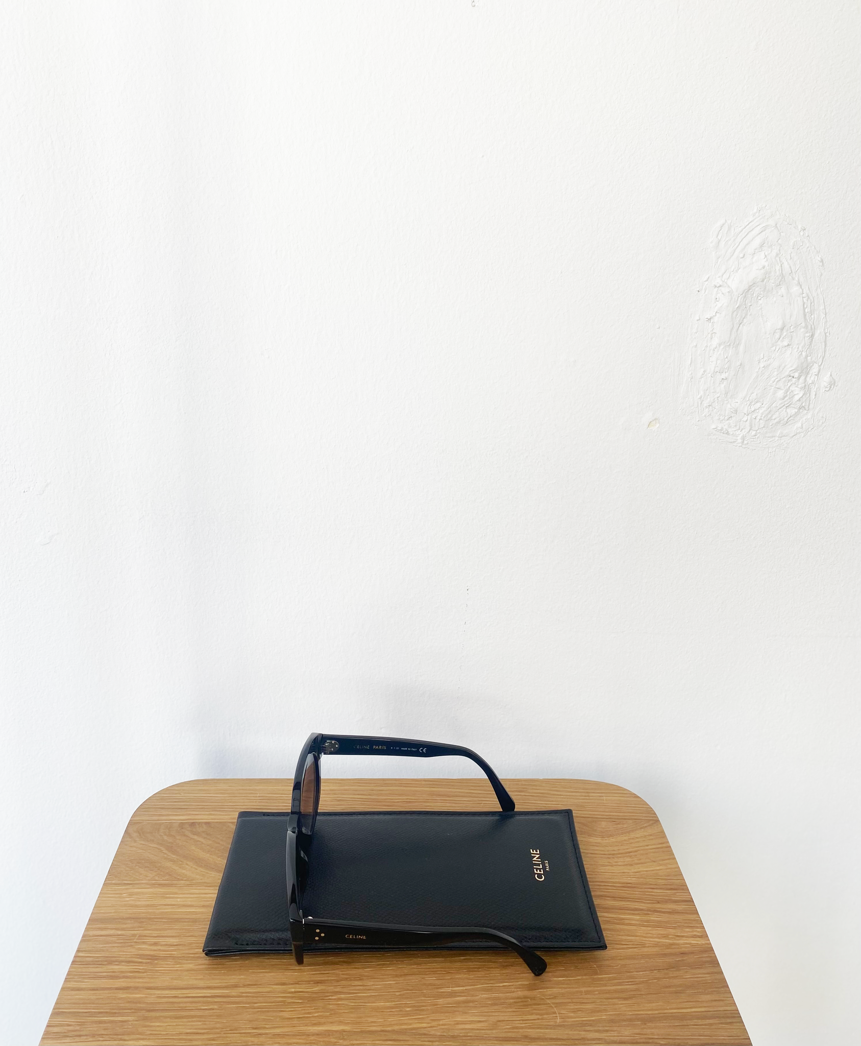 Céline Paris round sunglasses black