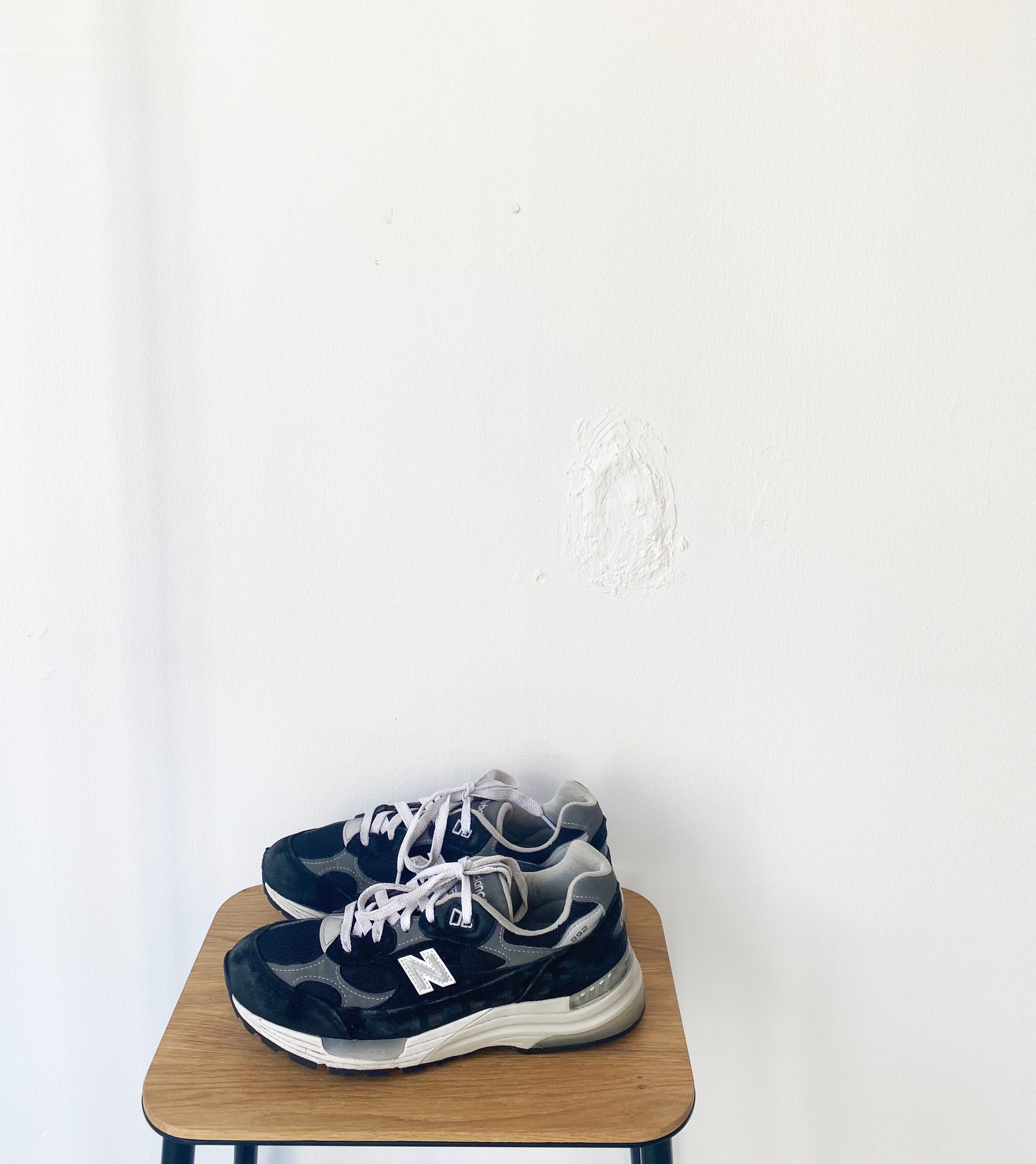 New Balance 992 suede sneakers size 39.5