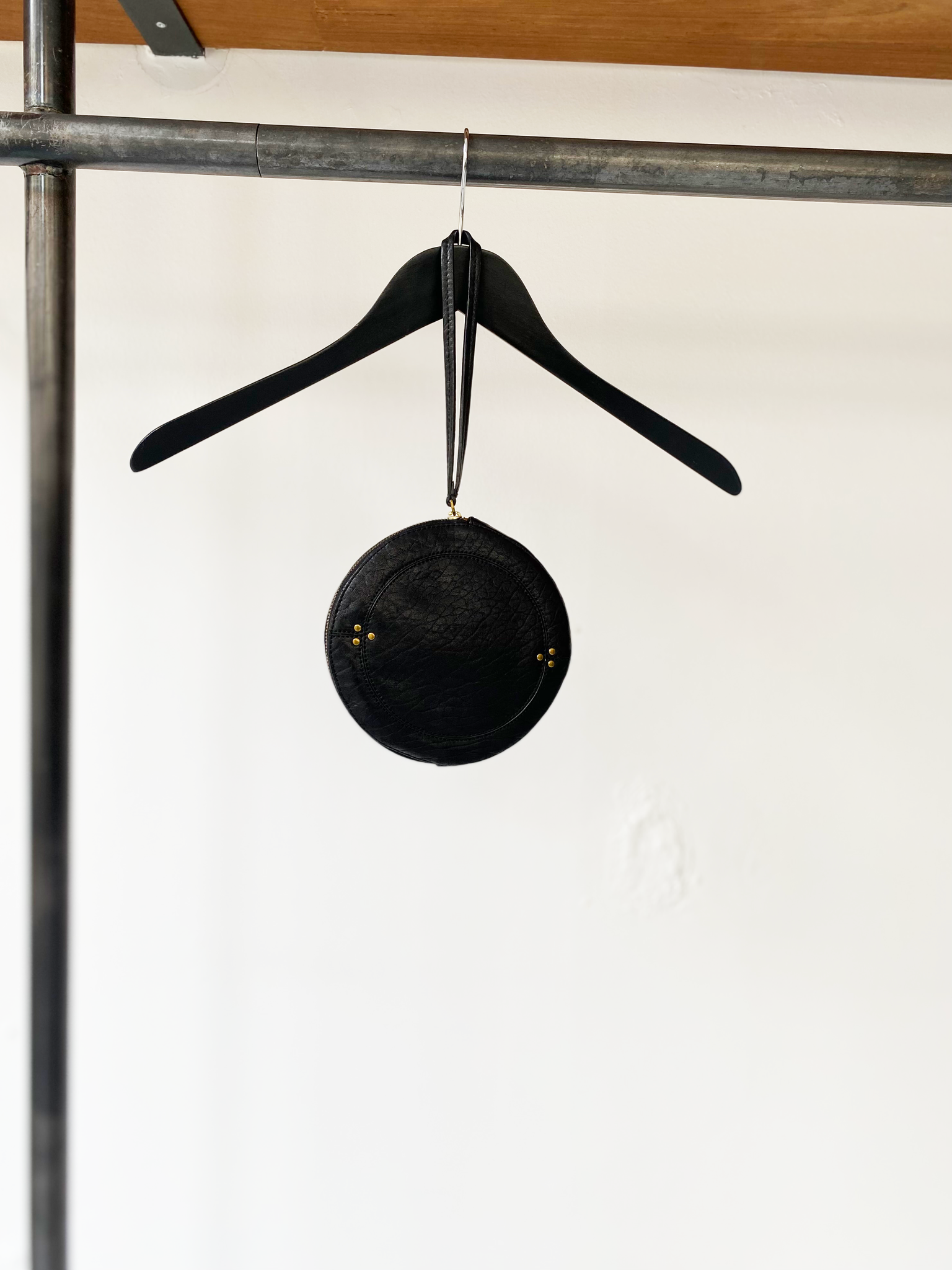 Dreyfuss leather round clutch