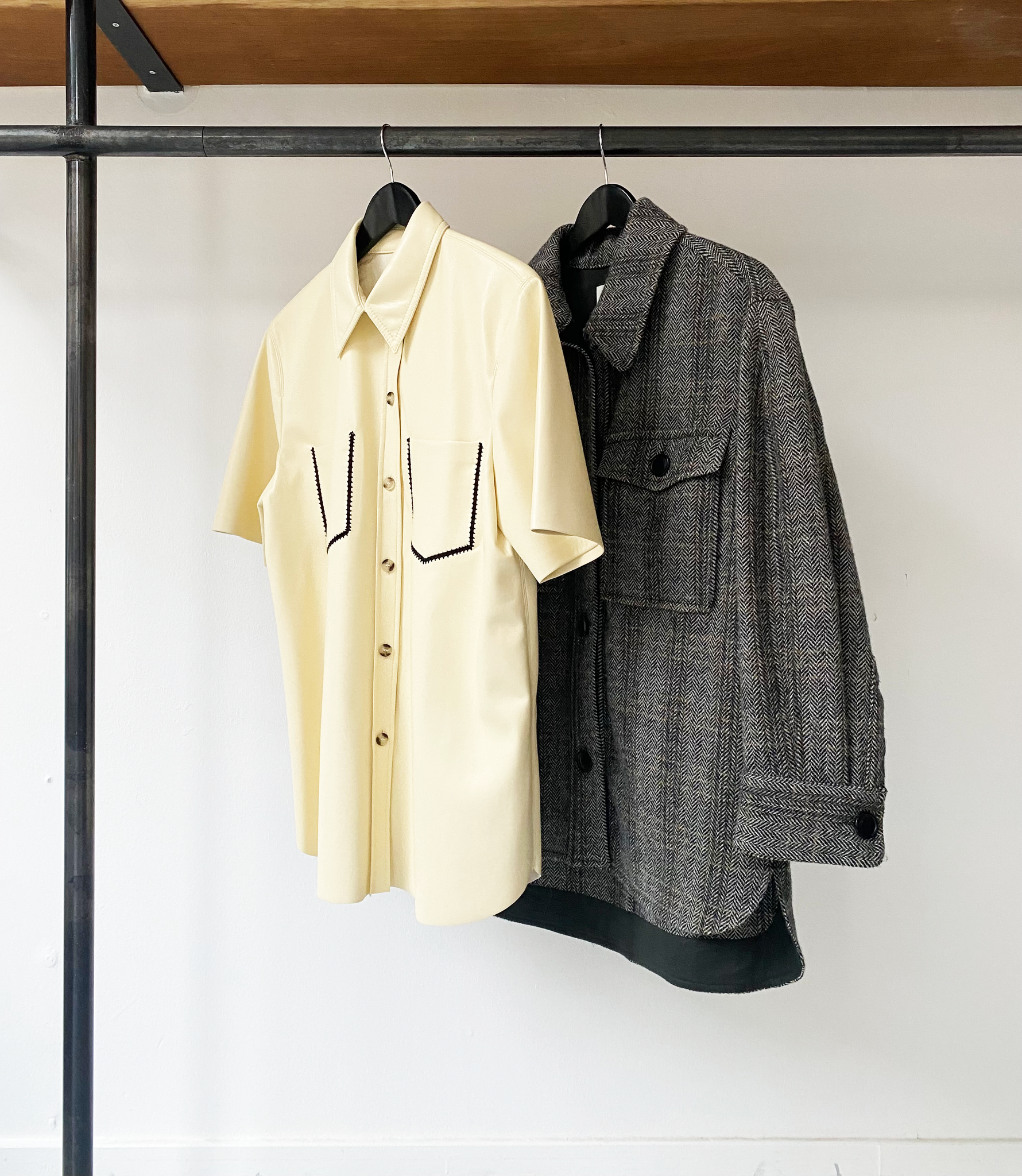 Nanushka faux leather ivory sleeveless shirt size XL