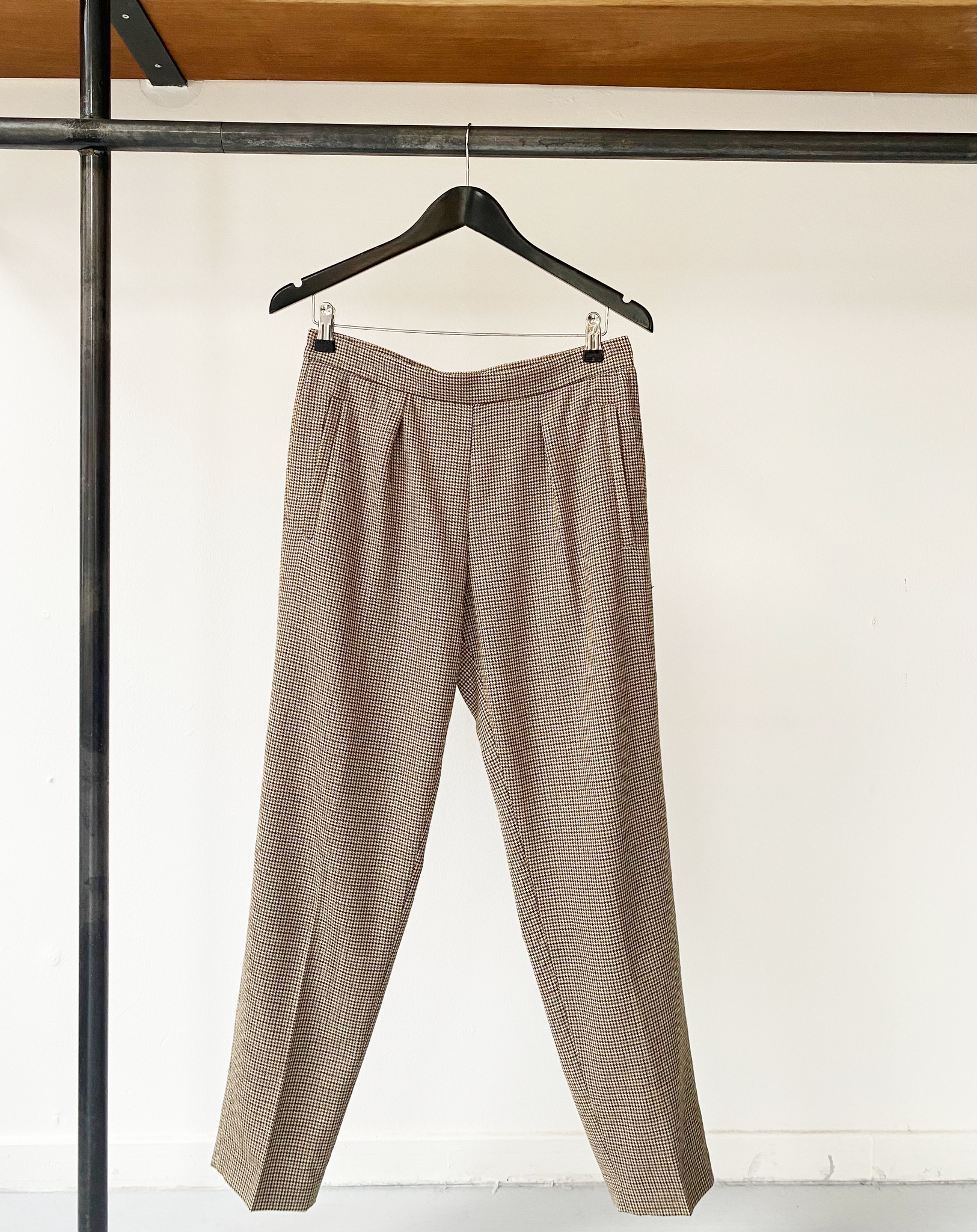 A.P.C. brown houndstooth motif trousers size 38