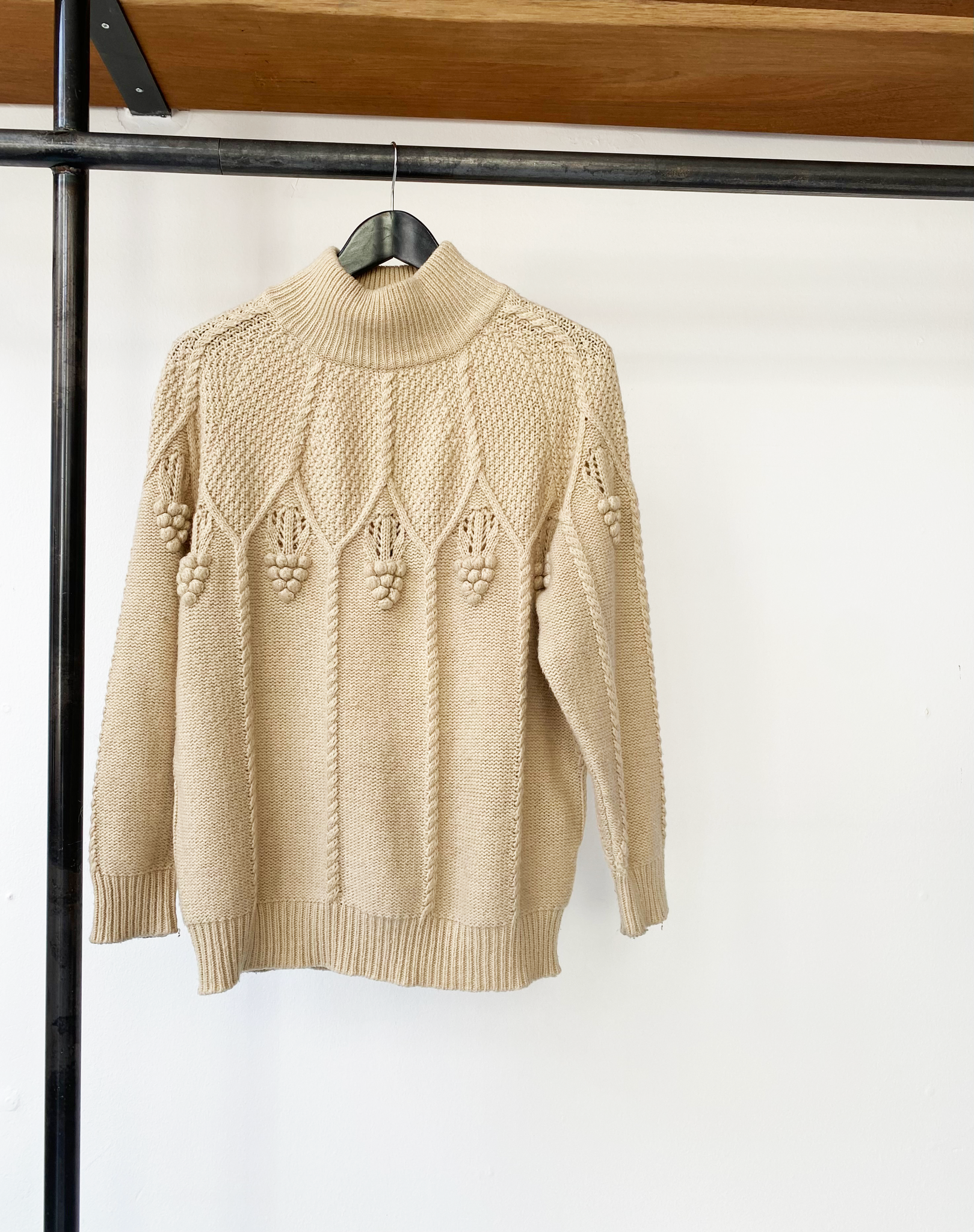 Sessun camel mohair knit size M