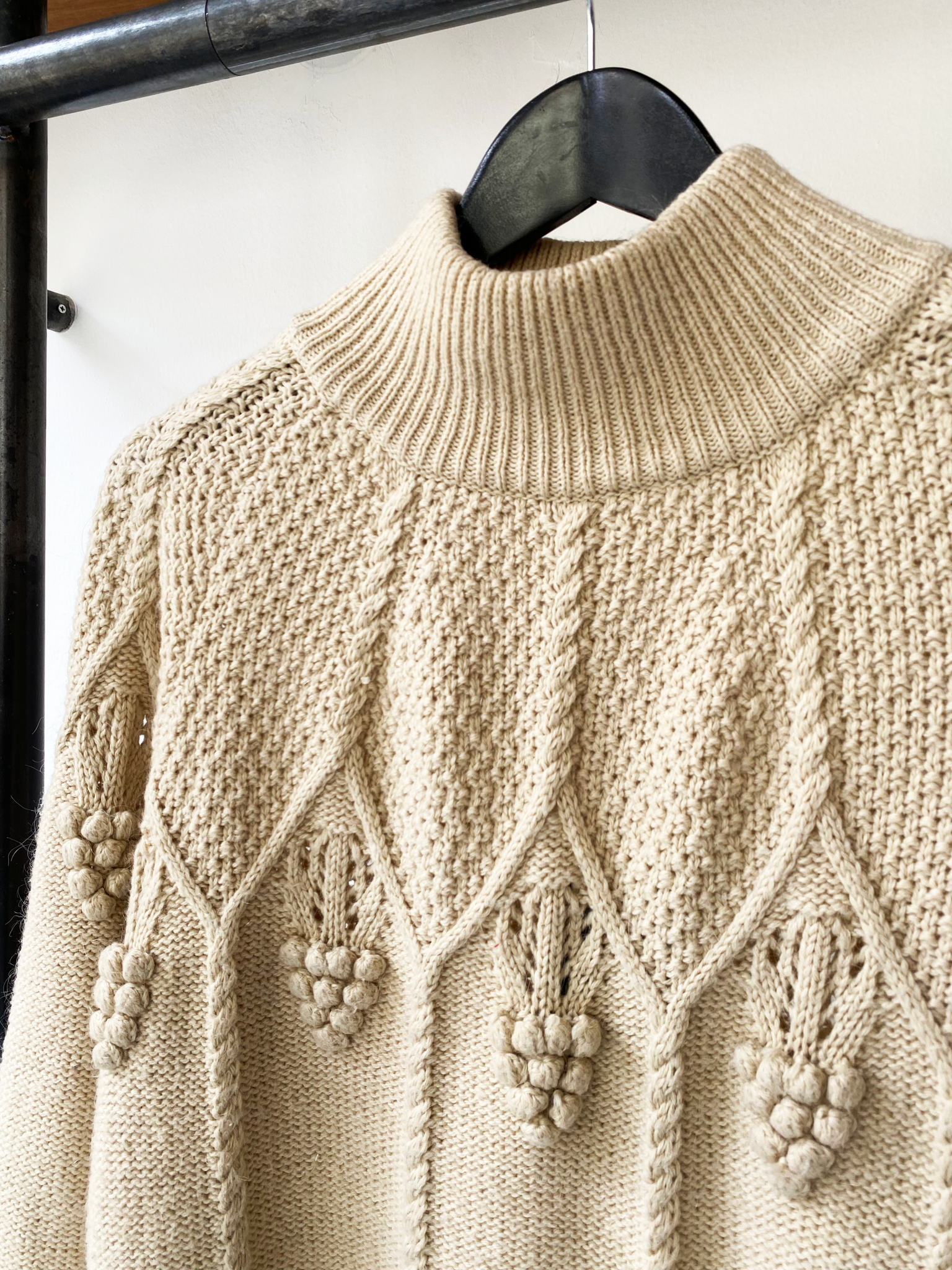 Sessun camel mohair knit size M