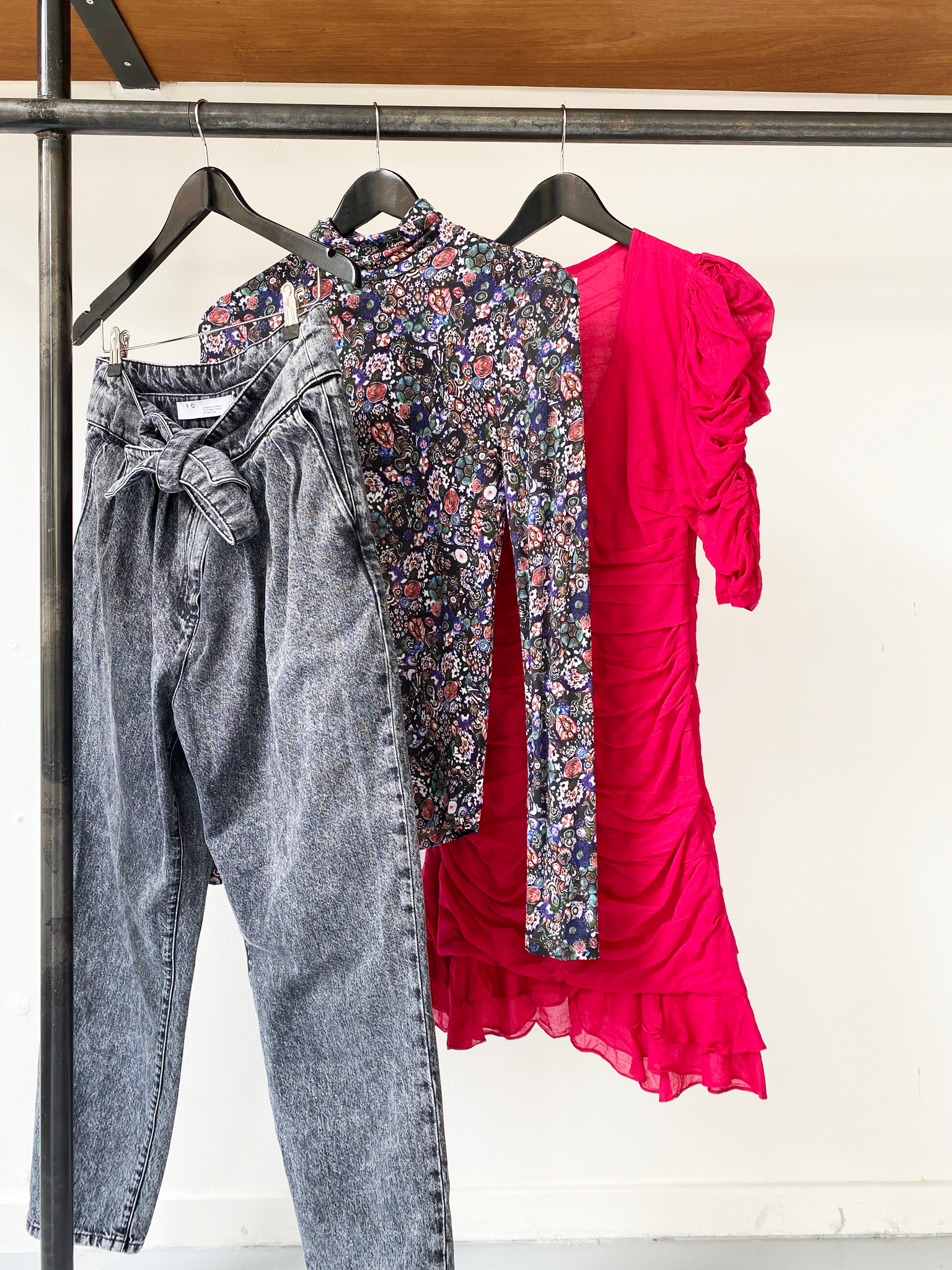 IRO belted mom jeans size 40