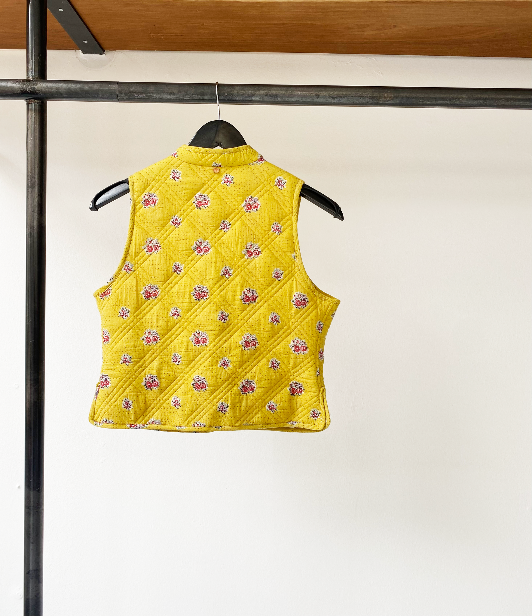 Antik Batik quilted floral vest size S