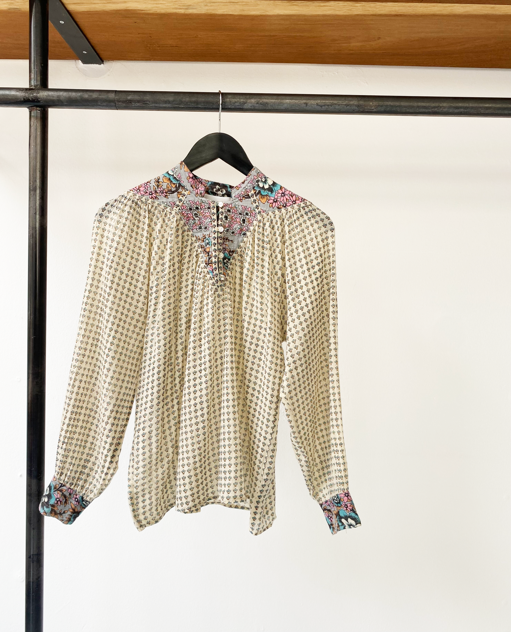 Antik Batik cotton metalized top size XS