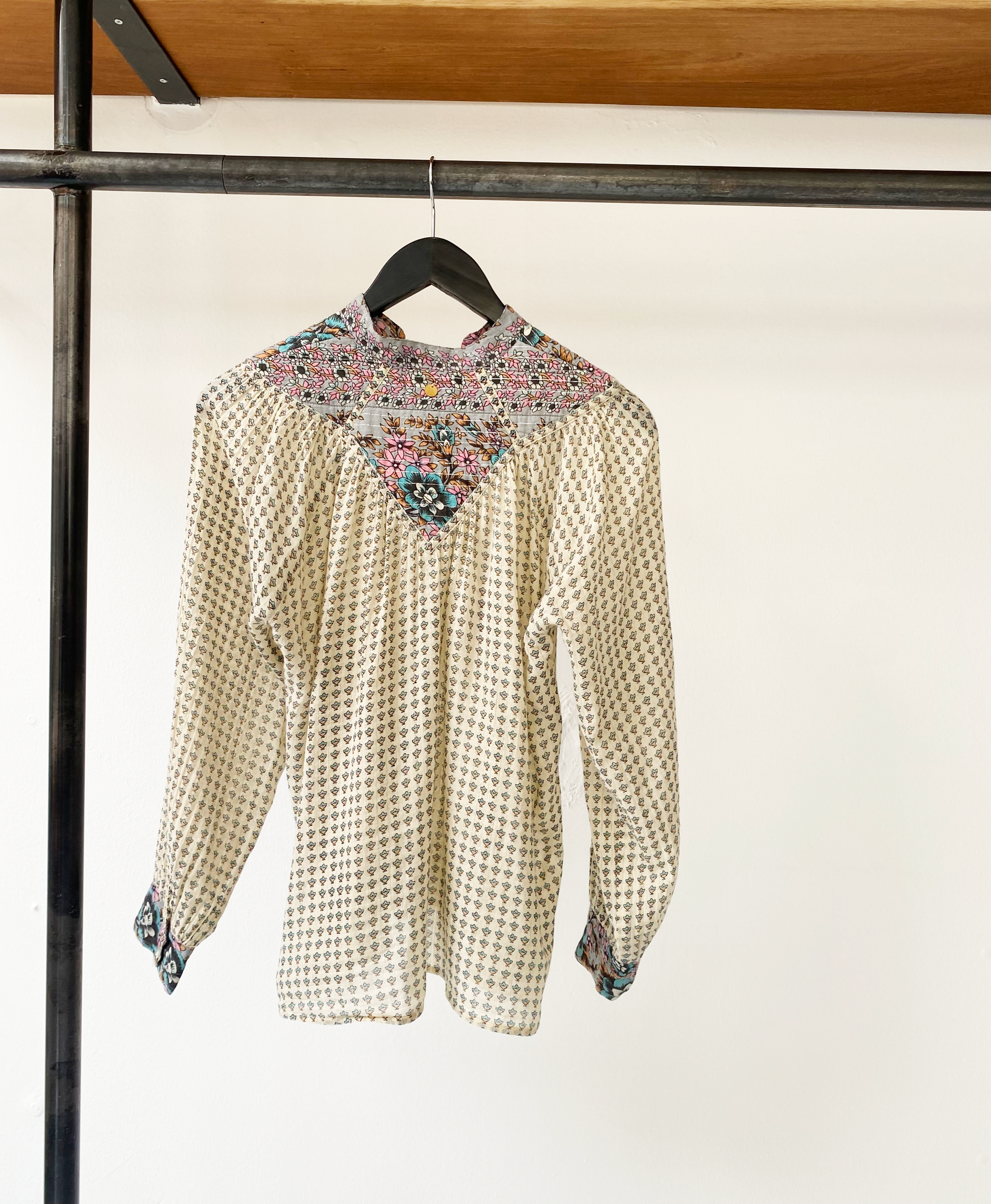 Antik Batik cotton metalized top size XS