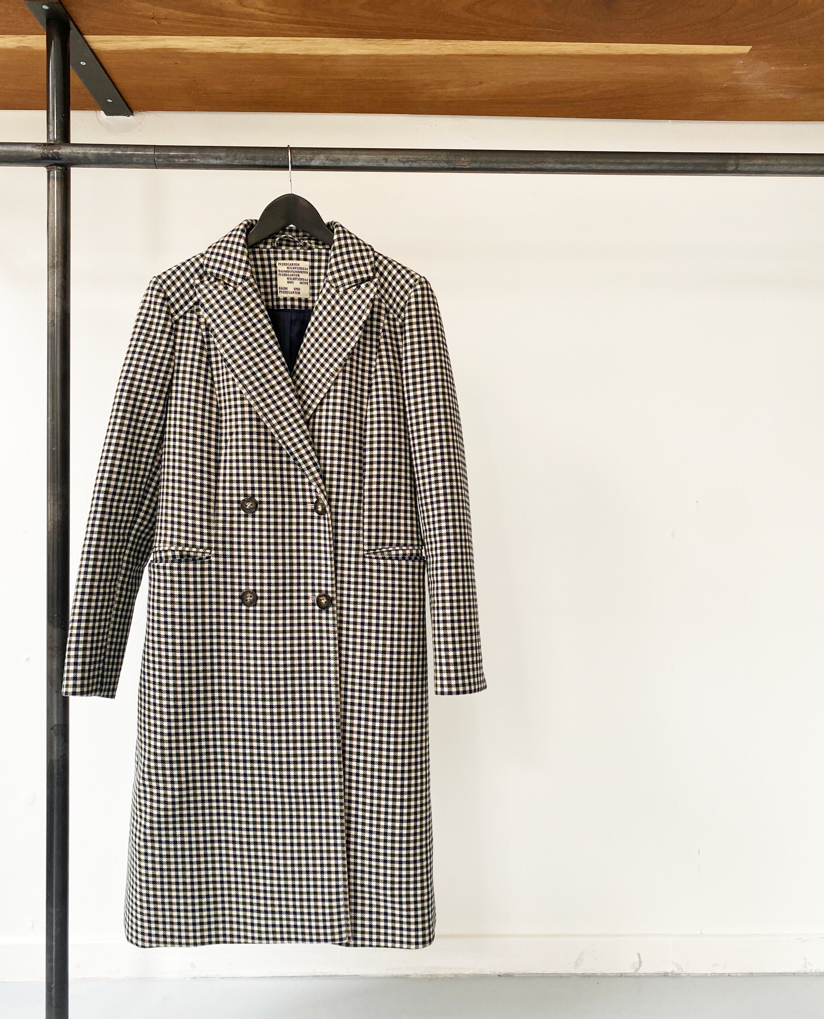 Baum und Pferdgarten checkered coat size 40