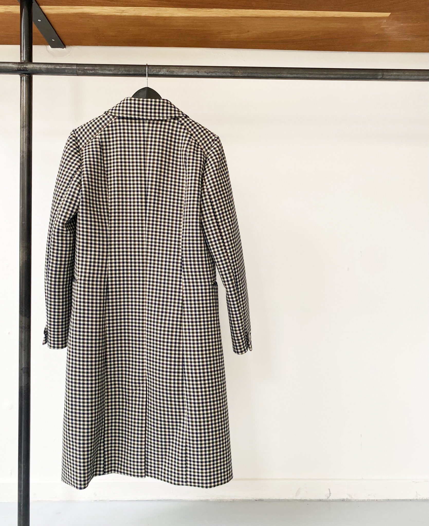 Baum und Pferdgarten checkered coat size 40