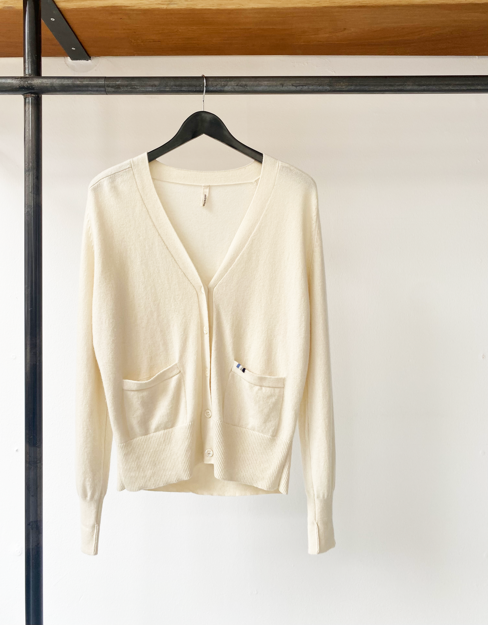 extreme cashmere off-white cardigan one size