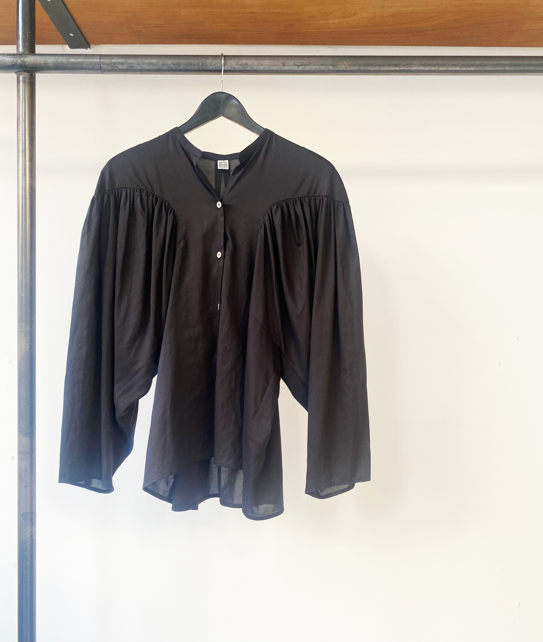 Totême balloon-sleeve blouse size S