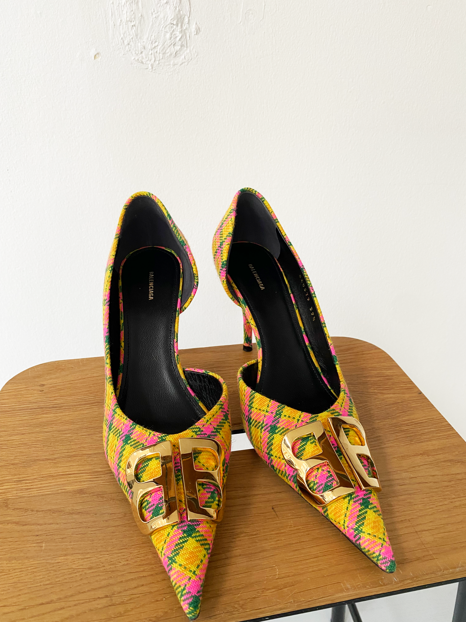 Balenciaga fluo fabric pumps size 39.5