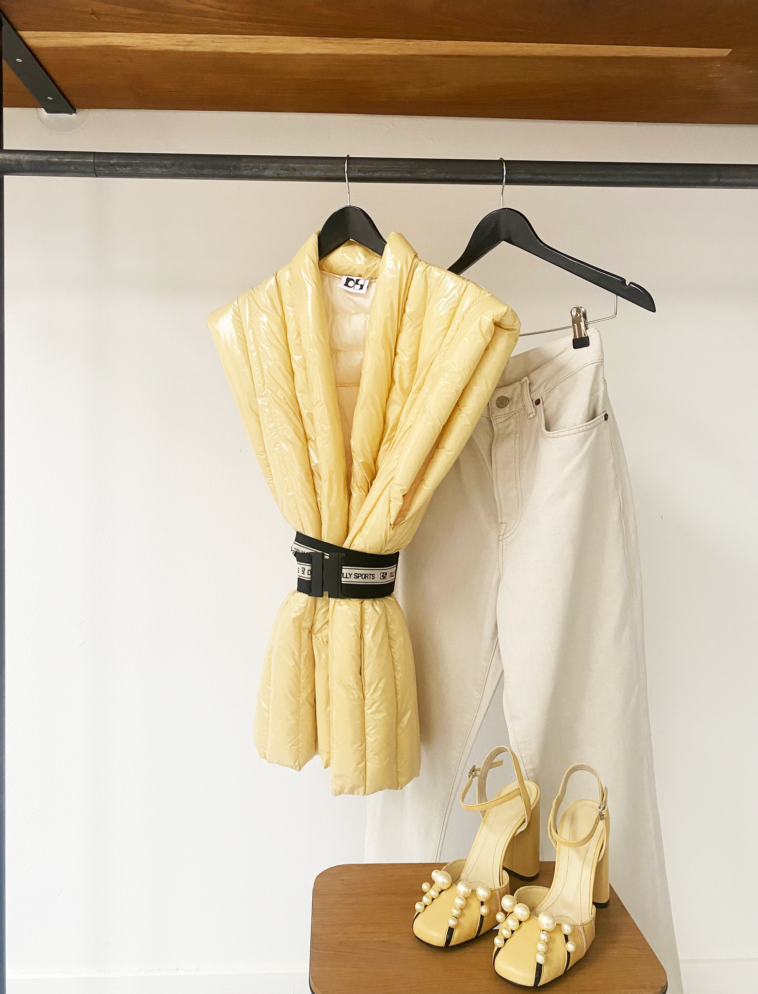 Dolly Sports belted bodywarmer one size