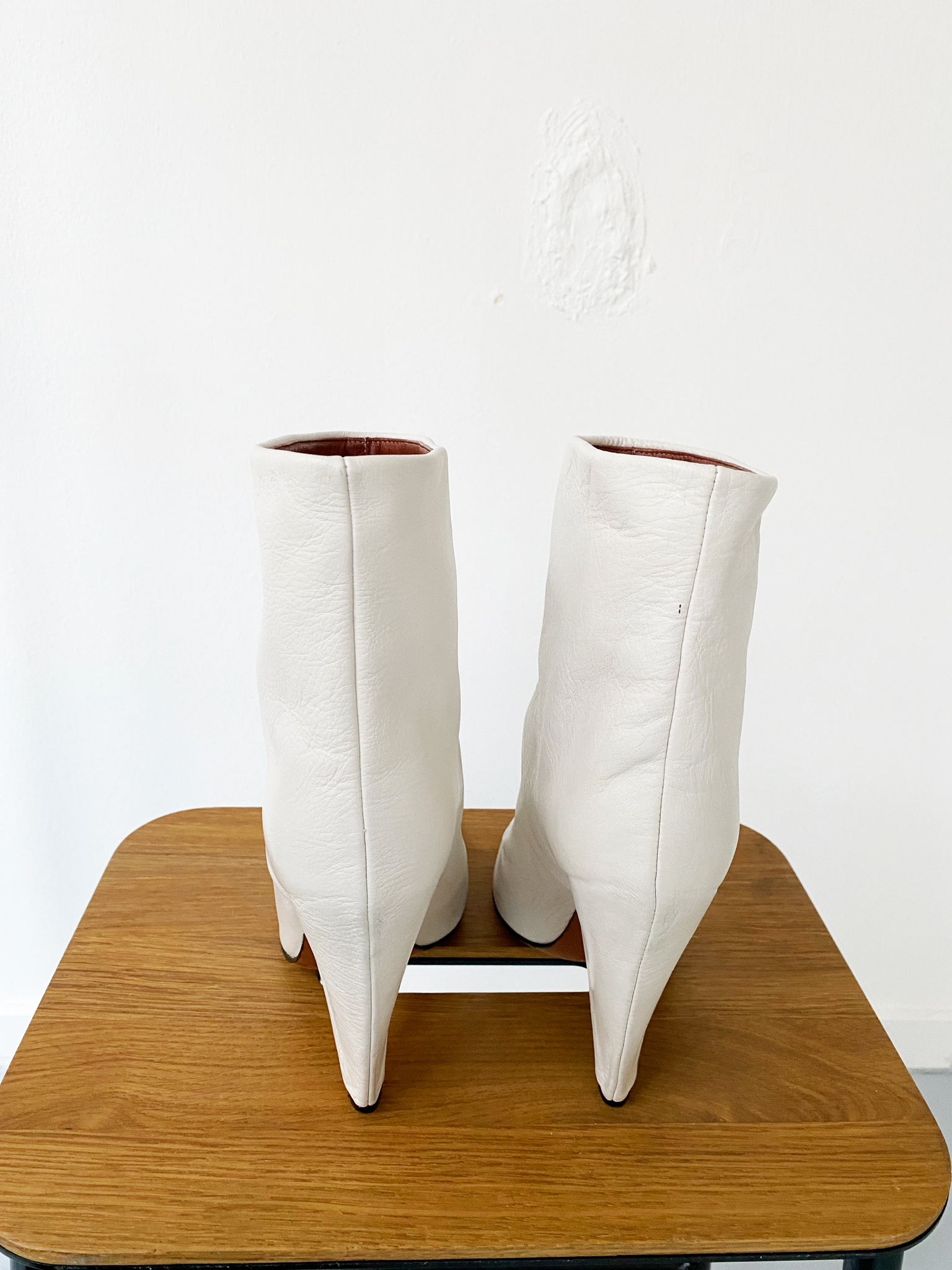 IRO off-white leather ankle boots size 38