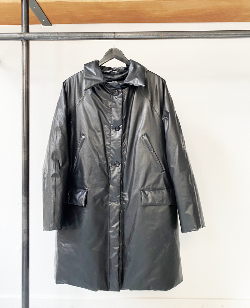 Kassl Editions black padded oil coat size M