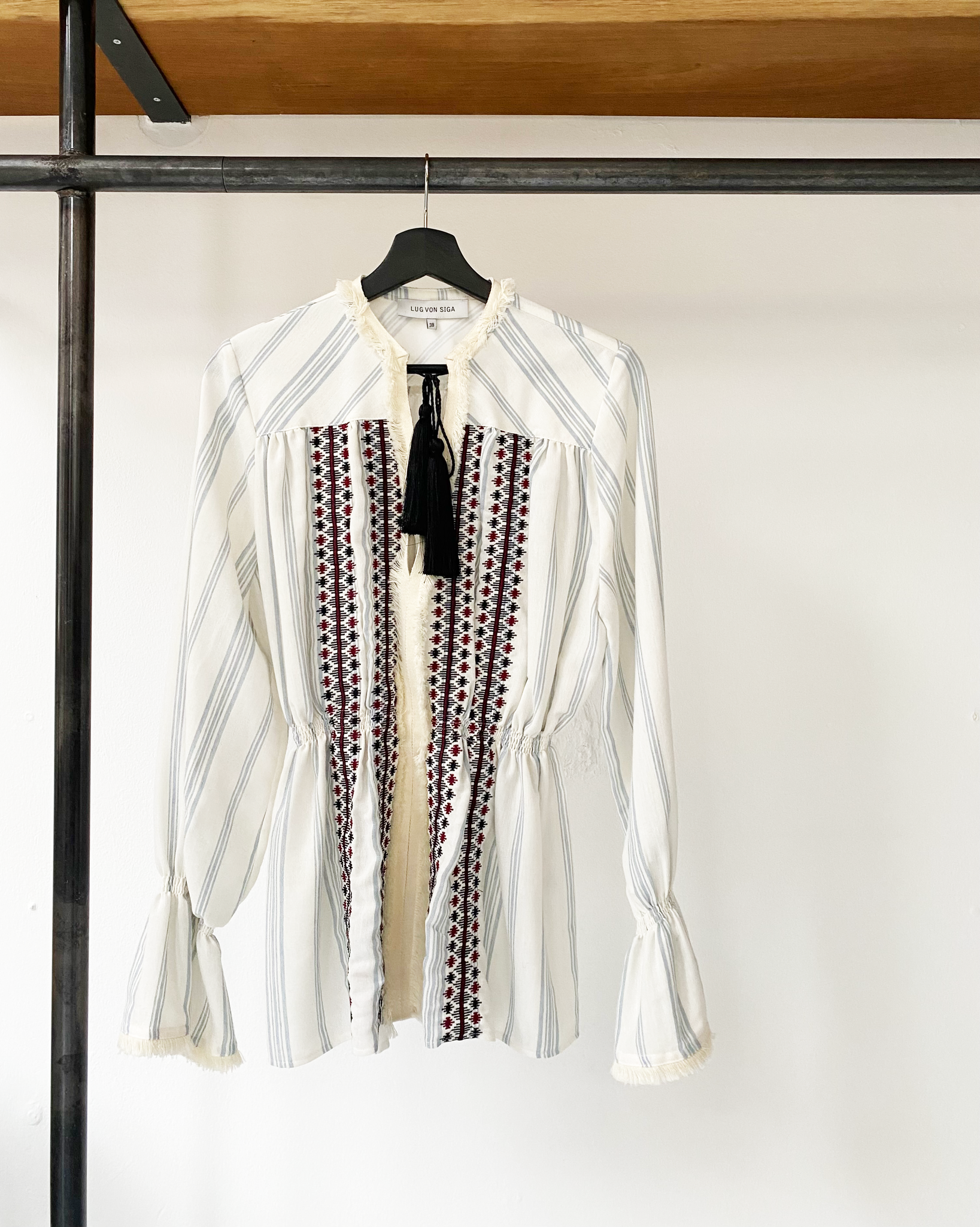 Lug Von Siga embroidered linen top size 38