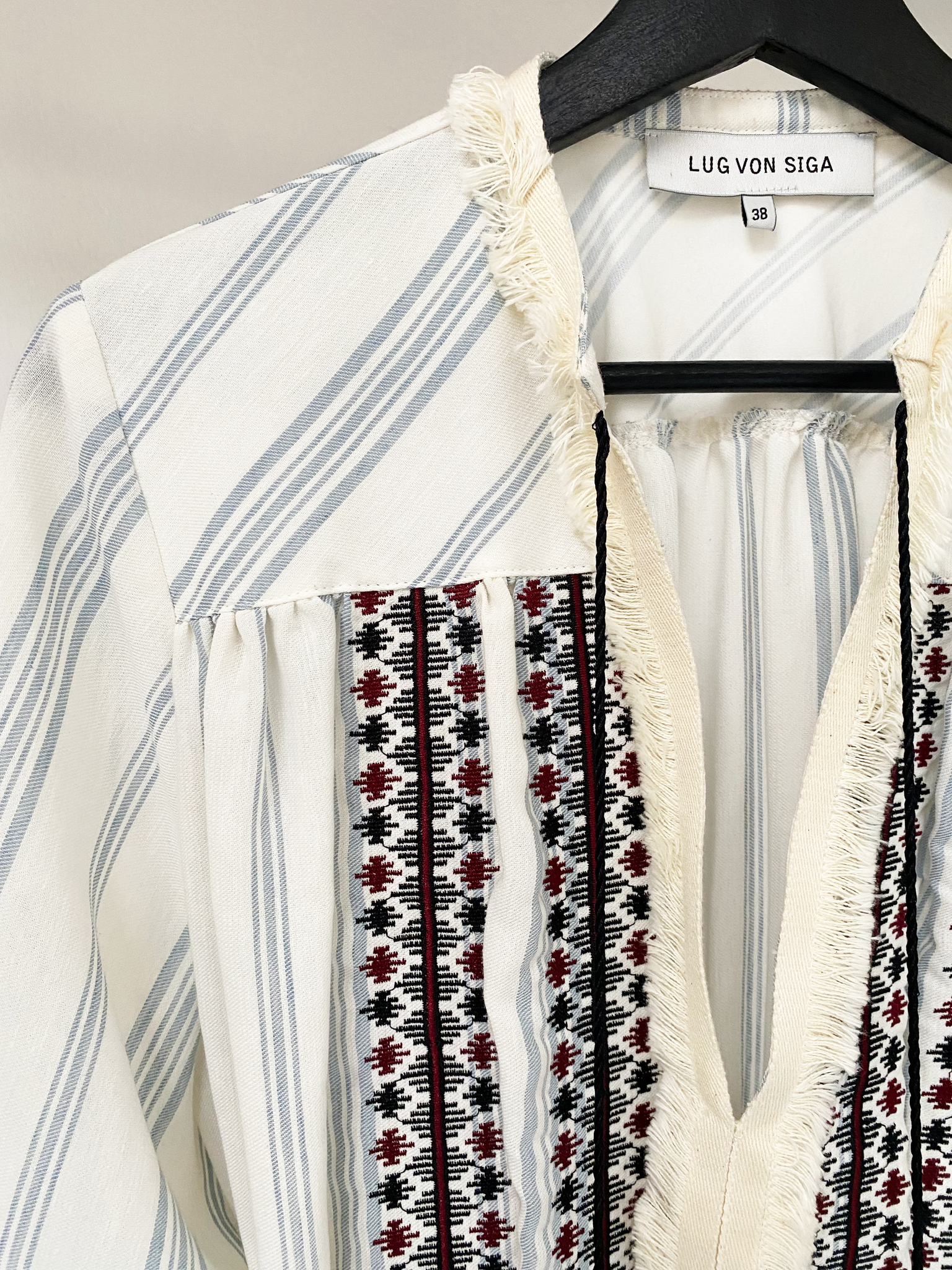 Lug Von Siga embroidered linen top size 38