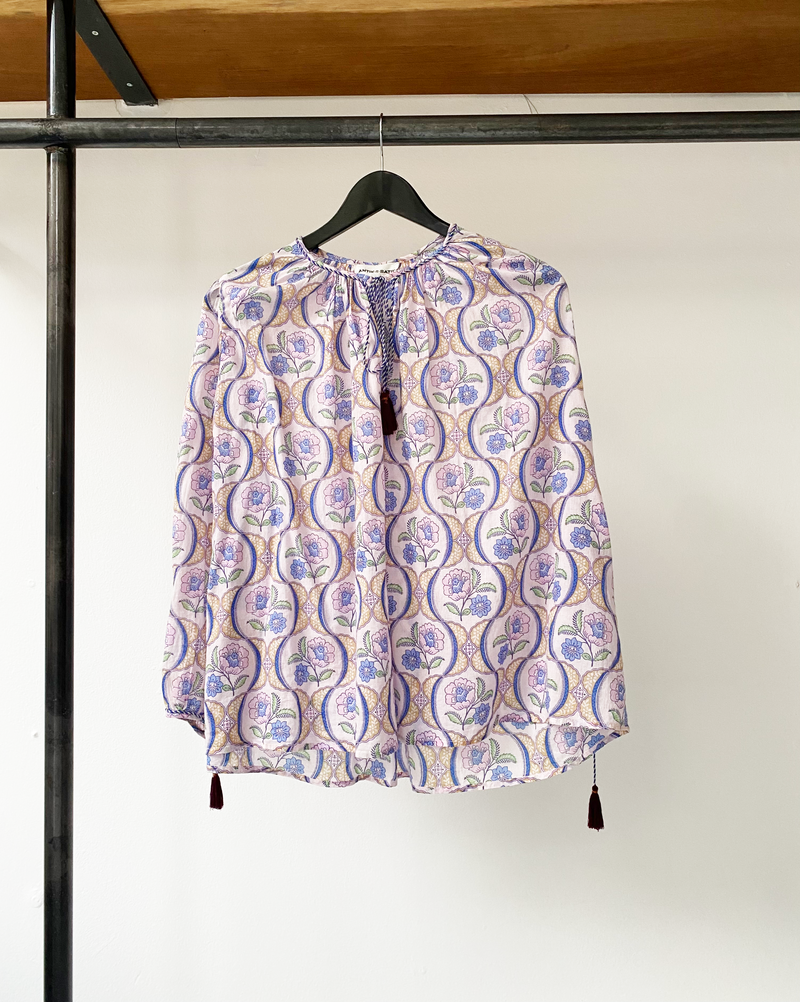 Antik Batik pastel floral blouse size XS/36