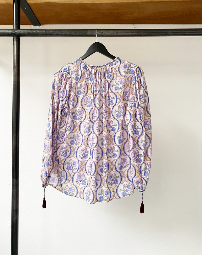 Antik Batik pastel floral blouse size XS/36