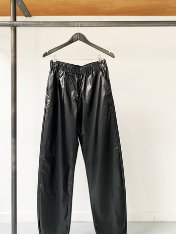 Kassl Editions oil light black trousers size 38