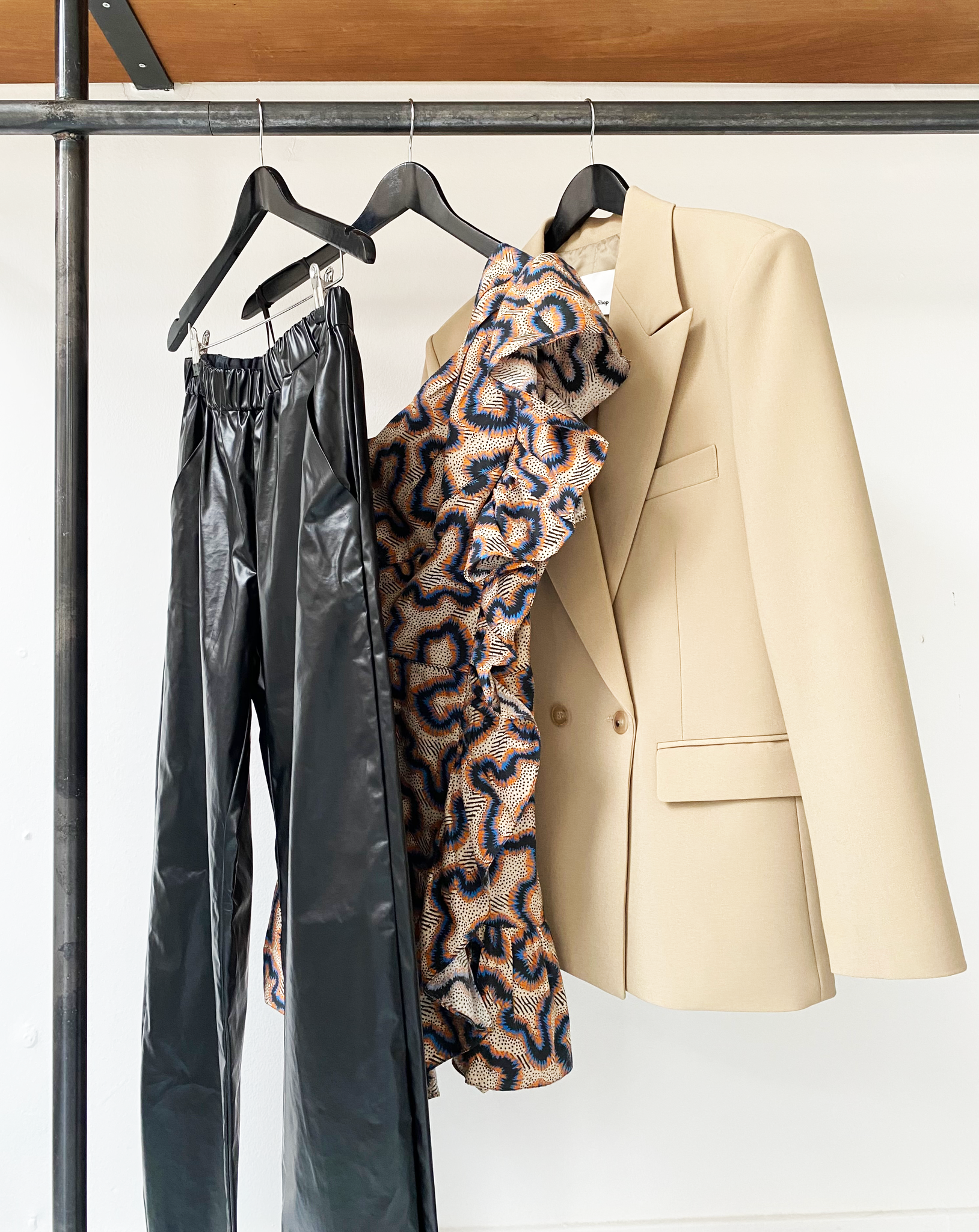 The Frankie Shop camel oversized blazer size XS