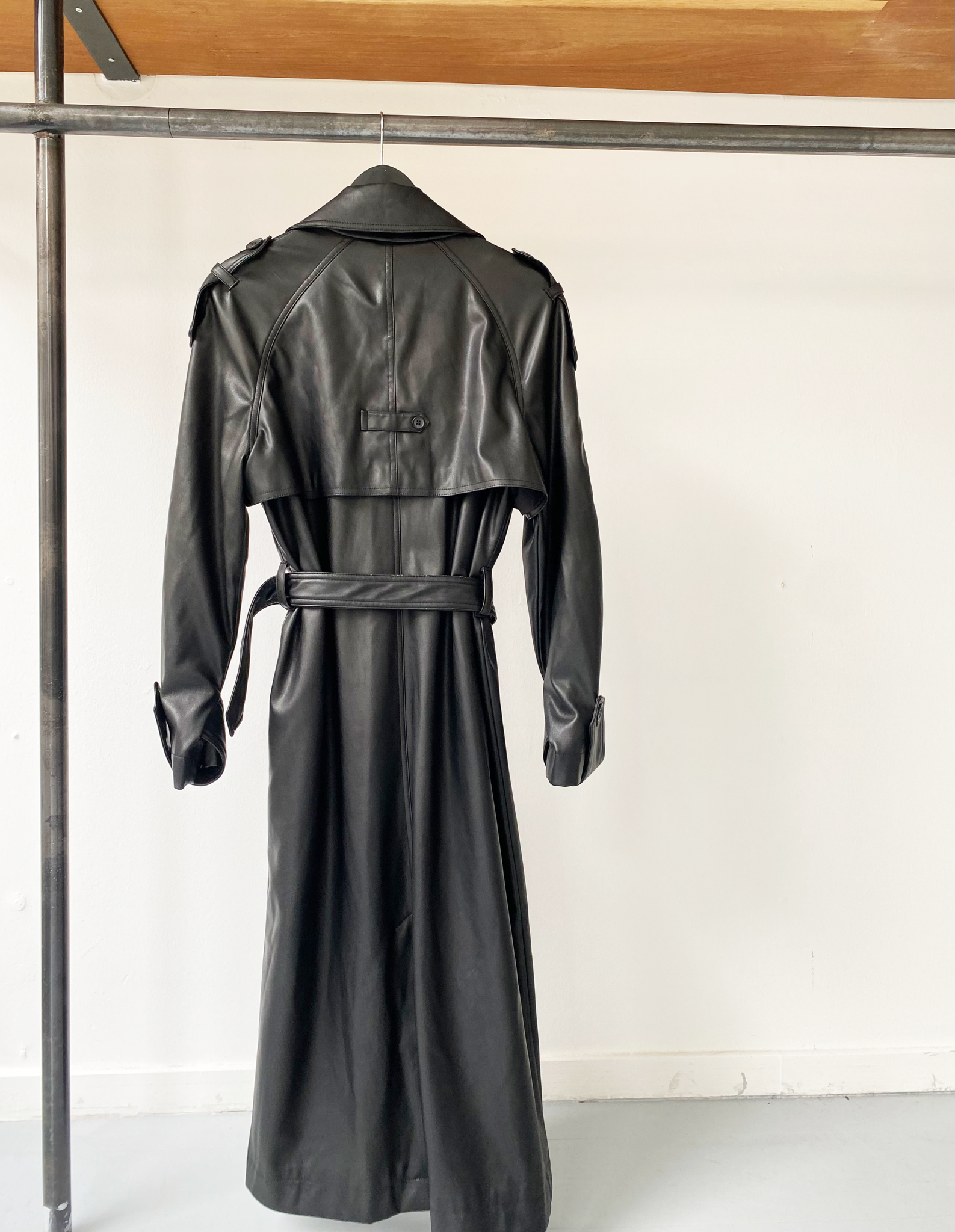 DÉ ROCOCO vegan leather trench coat size S