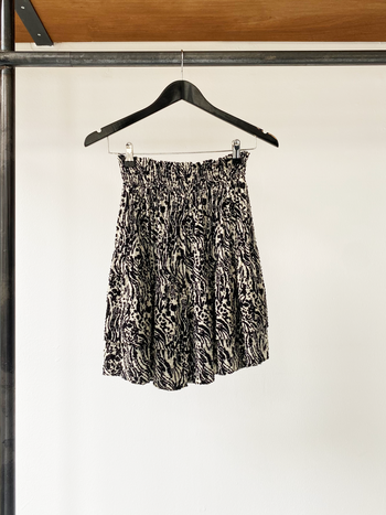 DANTE 6 pleated mettalized skirt size 2