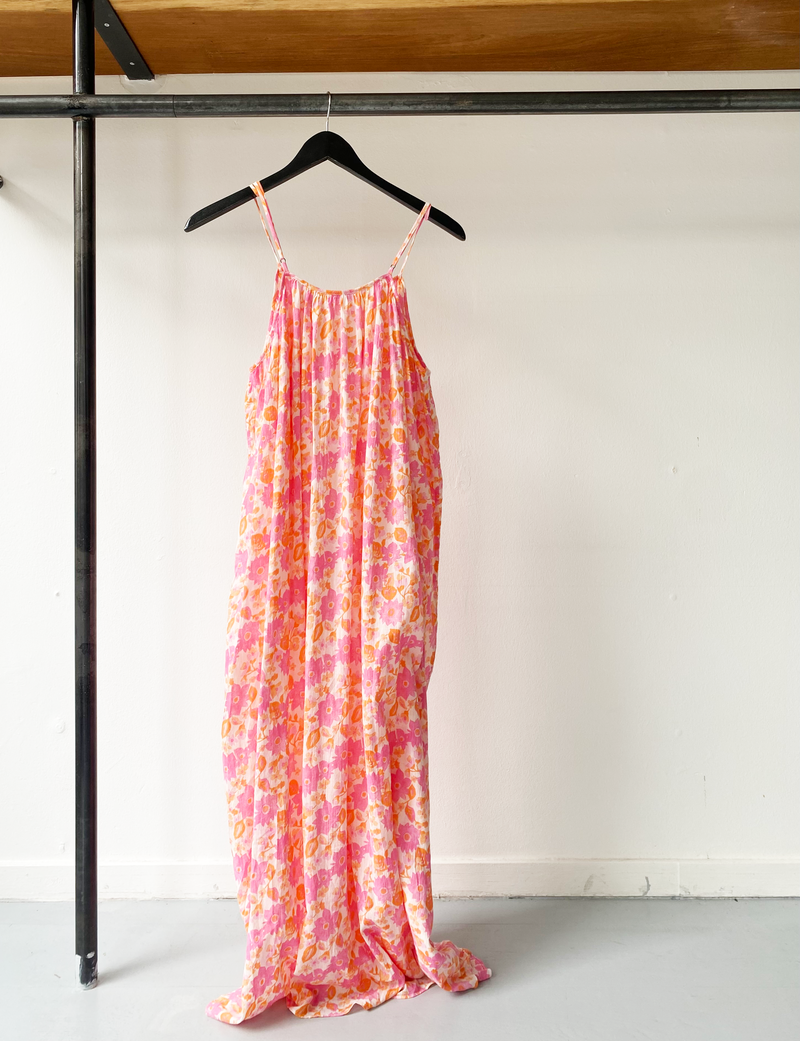 LOVE Stories neon pink floral maxi dress size M