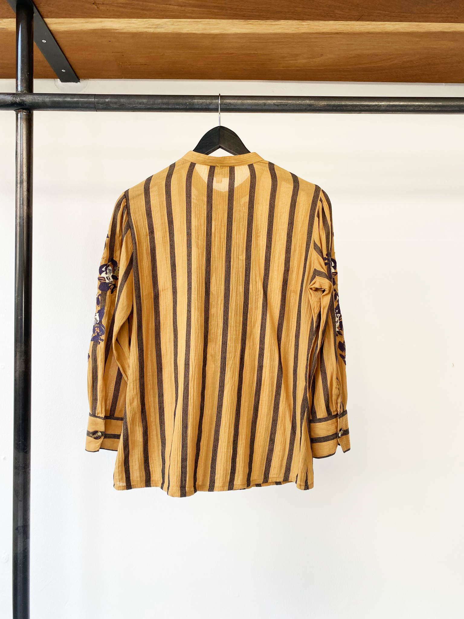 Antik Batik camel rosita blouse size S/ 38