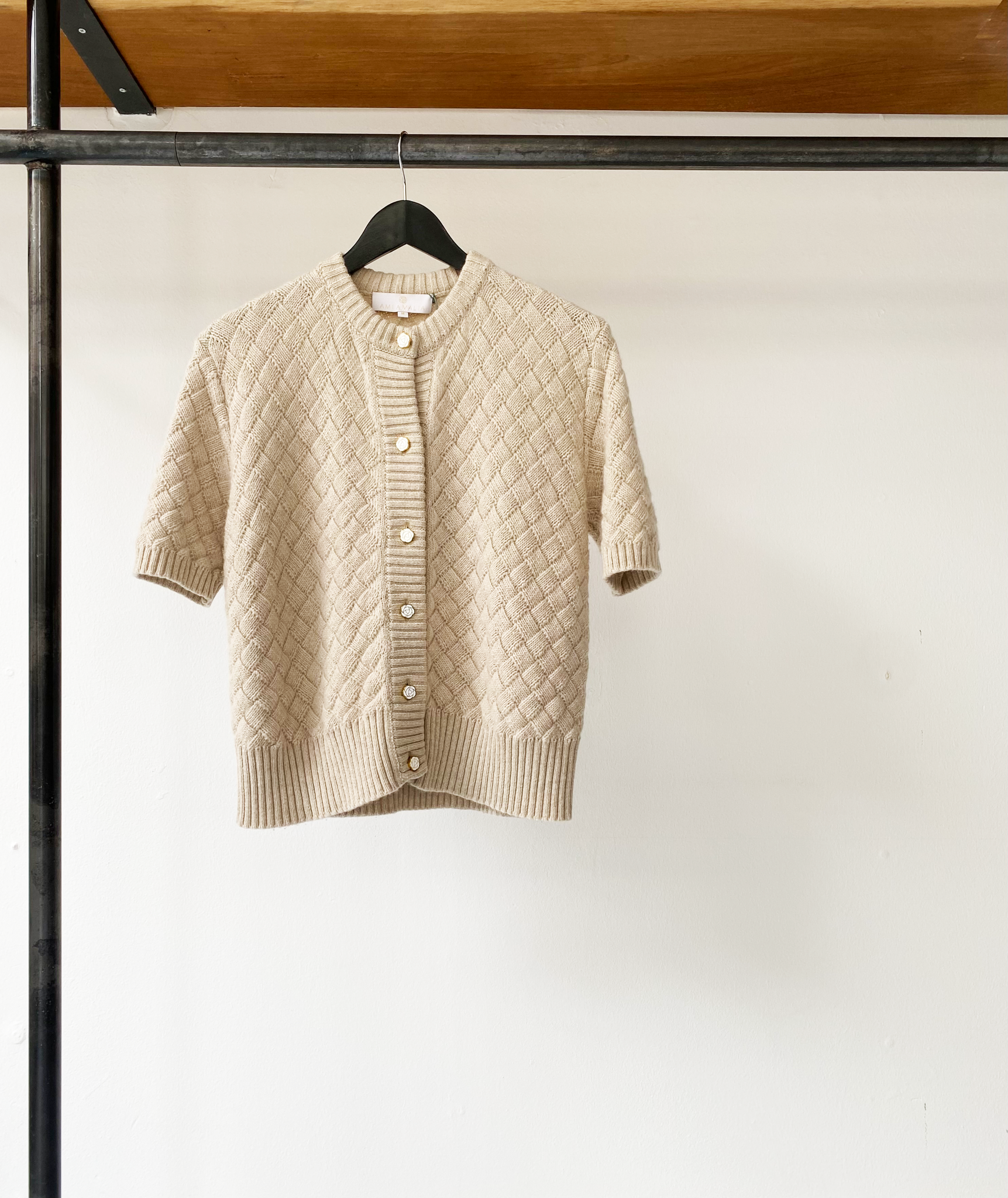 AMI AMALIA beige short sleeve knit cardigan size M