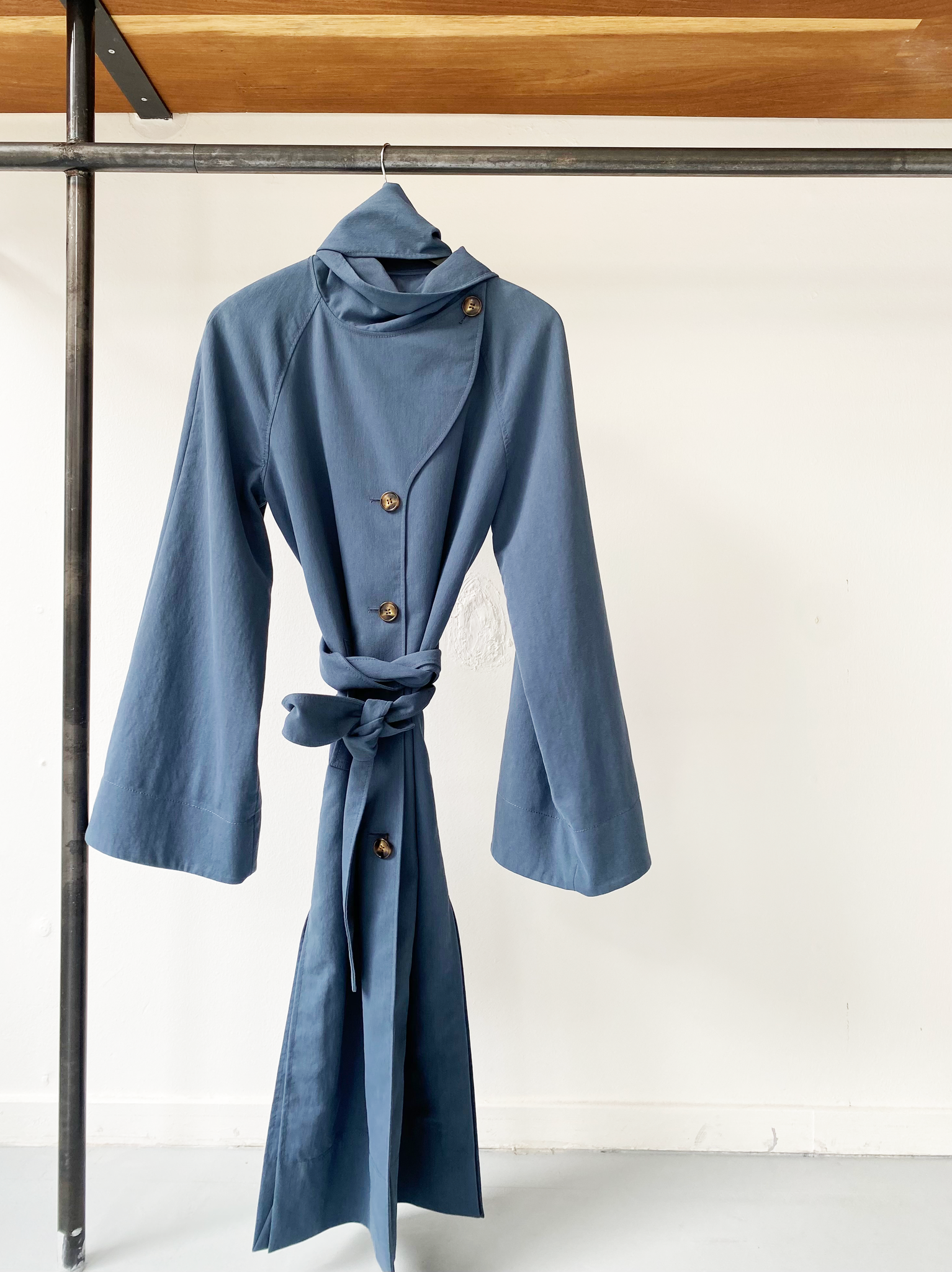Rejina Pyo neck tie blue trench coat size S