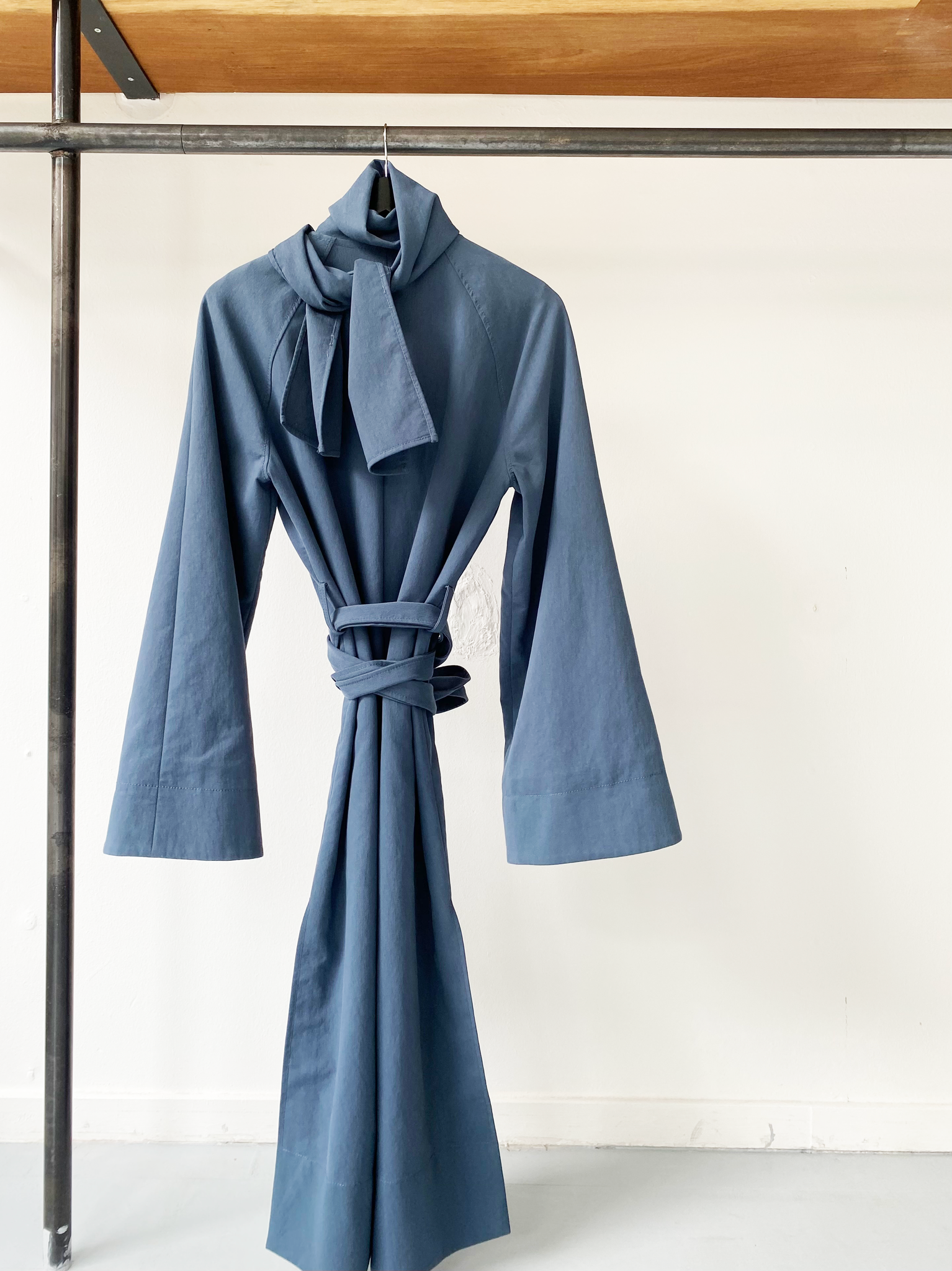 Rejina Pyo neck tie blue trench coat size S
