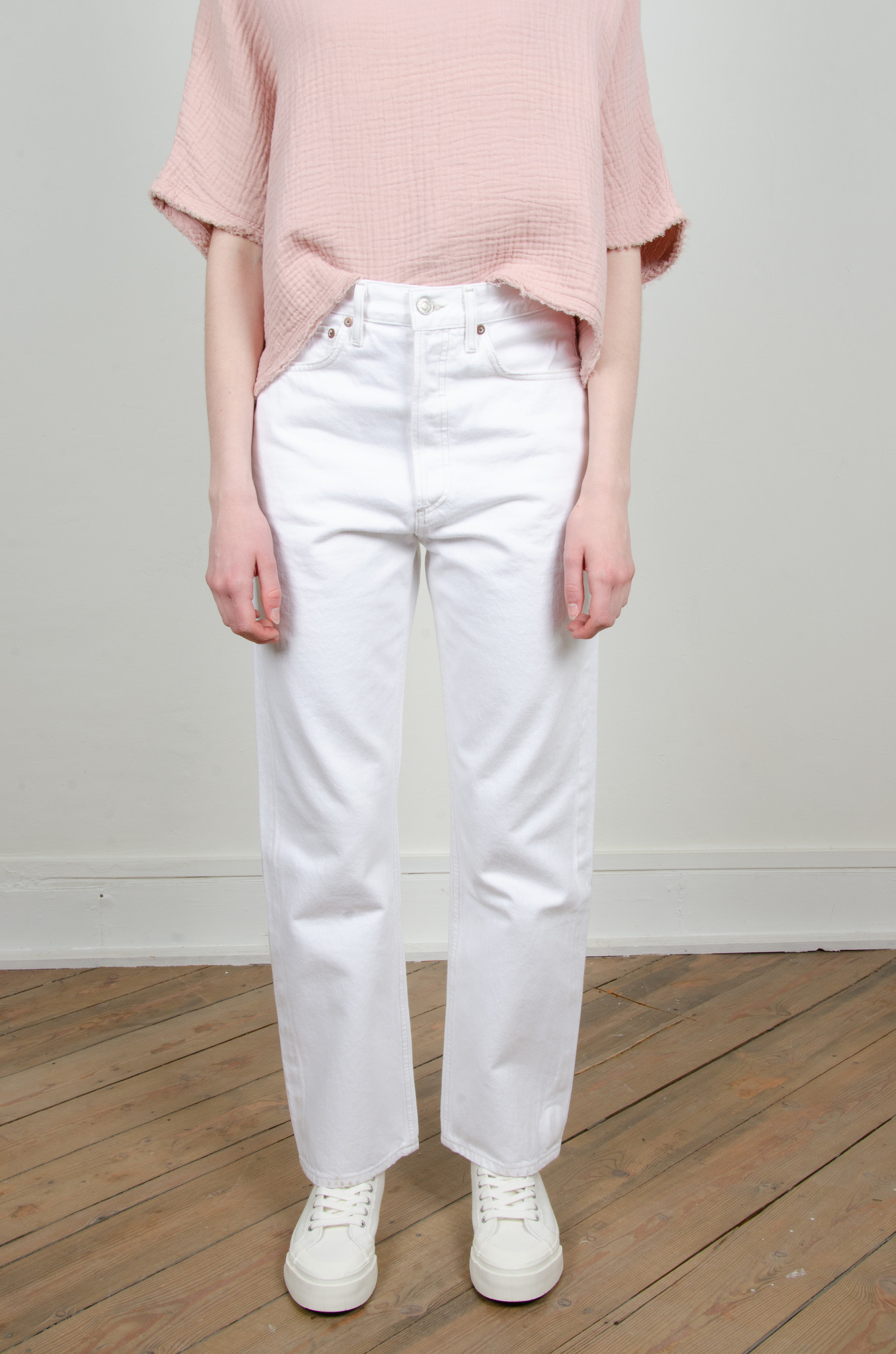 90'S JEANS IN BEHOLD-1