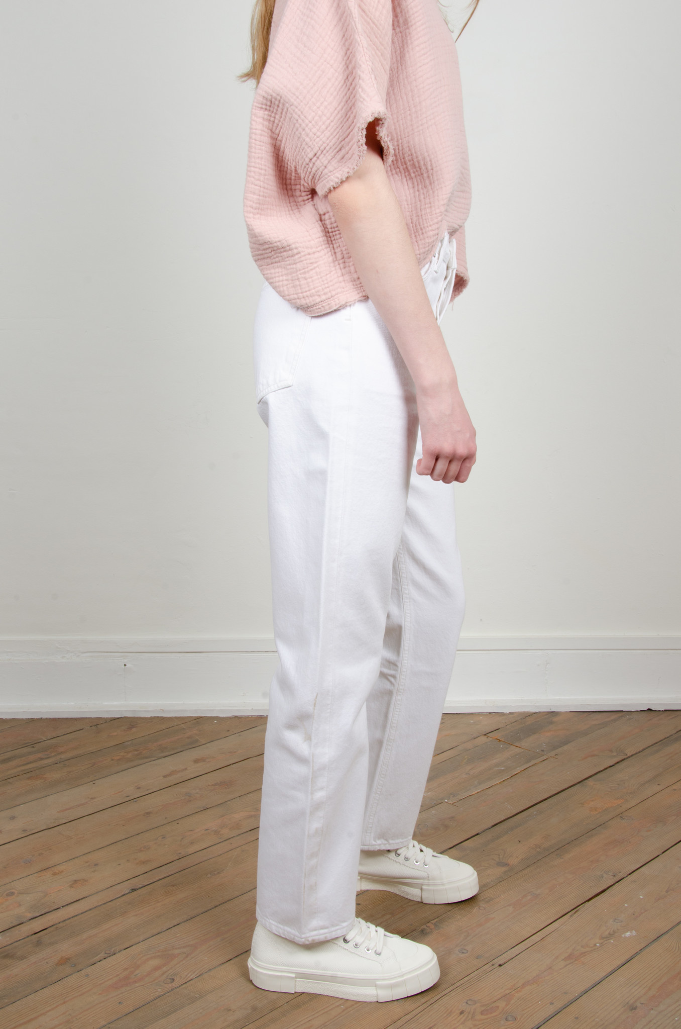 90'S JEANS IN BEHOLD-4