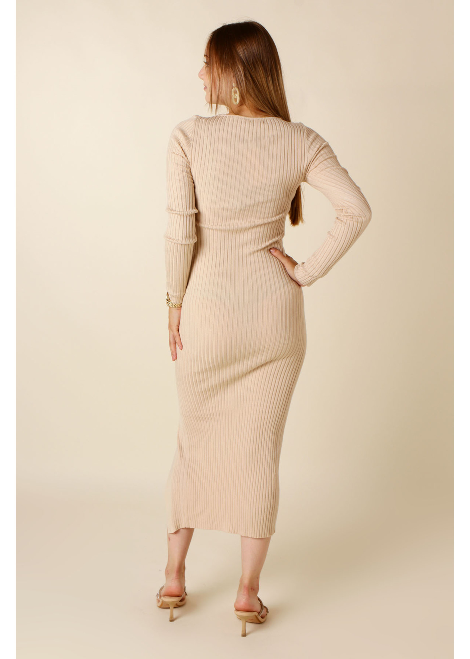 Moocci Dress Long Split - BEIGE