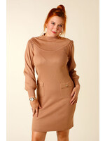 Allyson Fitted Dress with Buttons - CAMEL