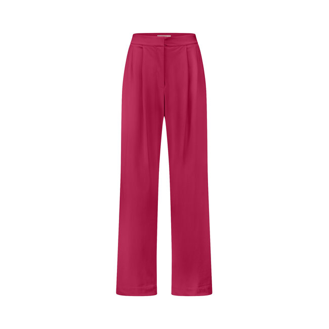 Studio Anneloes Jobke trousers cherise