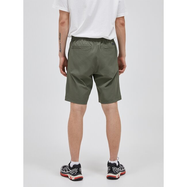 Peak Performance M Stretch Drawstring Shor-PINE NEEDLE