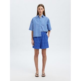 Selected Femme SLFLAERKE HW WIDE BRODERI ANG SHORTS B Dazzling Blue