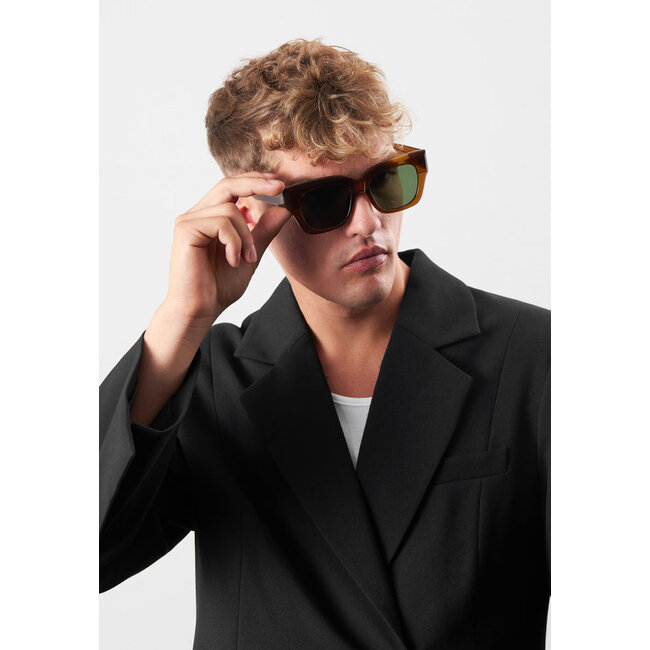 ECO SHADES Elia Brown