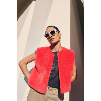 BY BAR wolly red gilet poppy red