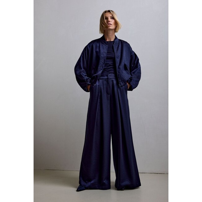 Femmes du Sud Odila Satin Navy