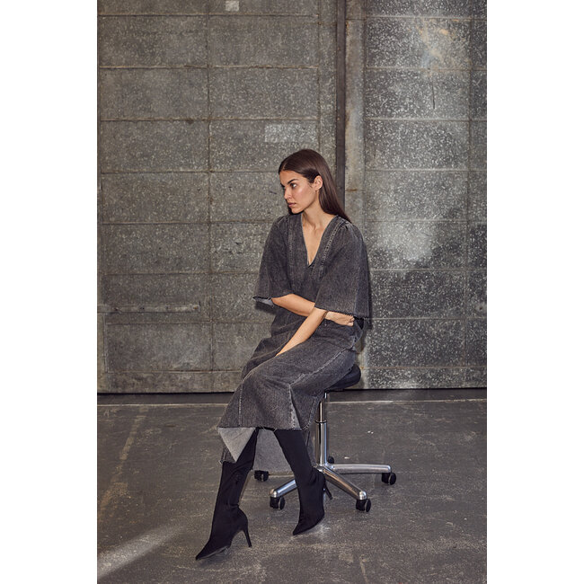 HAUTE L'AMITIÉ Denim Raw Hem Dress Washed Black