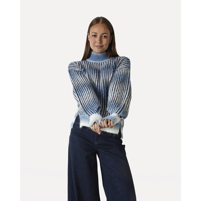 Another Label ALDaly knitted pull l/s Blue heaven melee