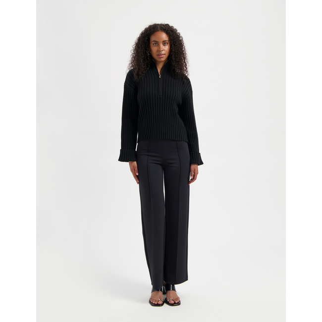 Avec Elan MONIQUE-AE BLACK