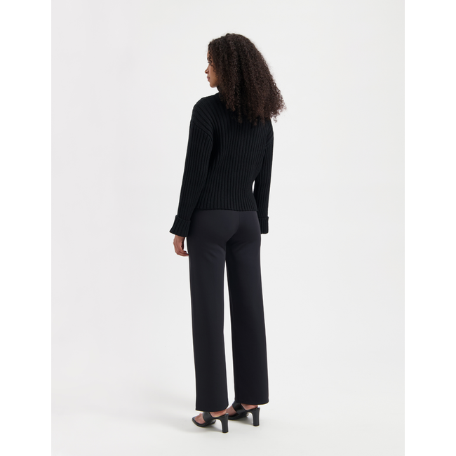 Avec Elan MONIQUE-AE BLACK