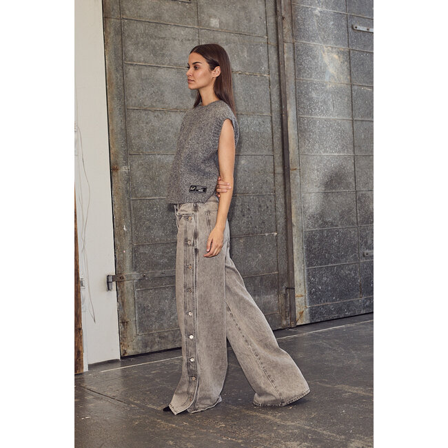 HAUTE L'AMITIÉ Side Panel Button Tall Jeans Light Grey